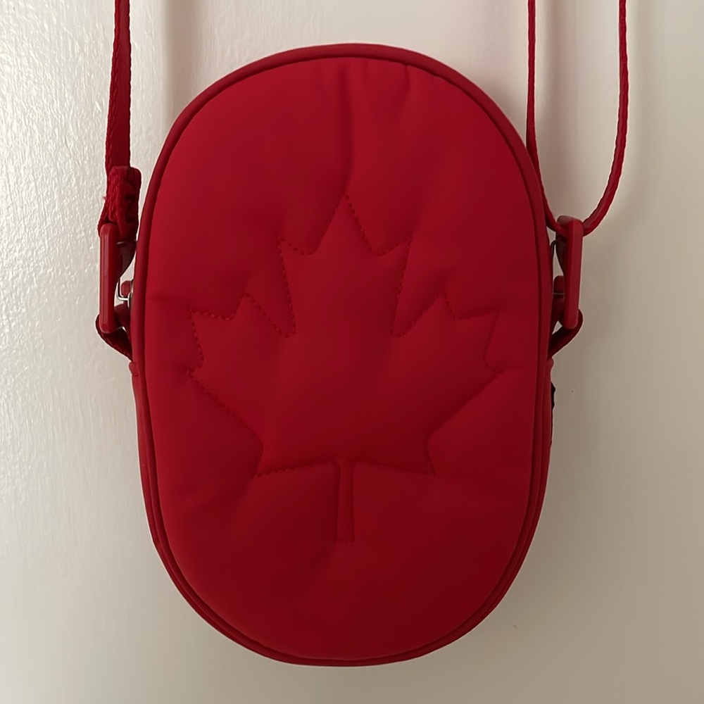 Lululemon Team Canada Future Legacy Crossbody Bag